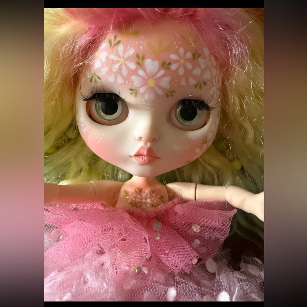 Custom Blythe Doll - Picture 12 of 12